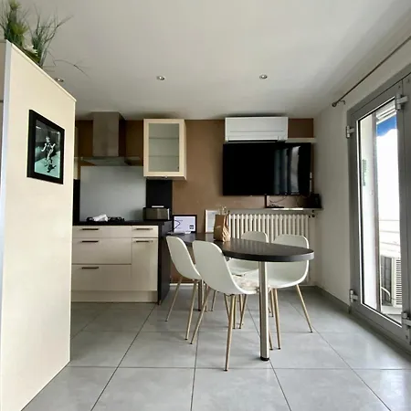 L'Imperial Superbes Appartements Vue Mer Et Canal Le Long Du Quai Colbert Apartment *
