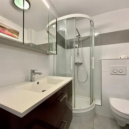 Apartment L'Imperial Superbes Appartements Vue Mer Et Canal Le Long Du Quai Colbert *